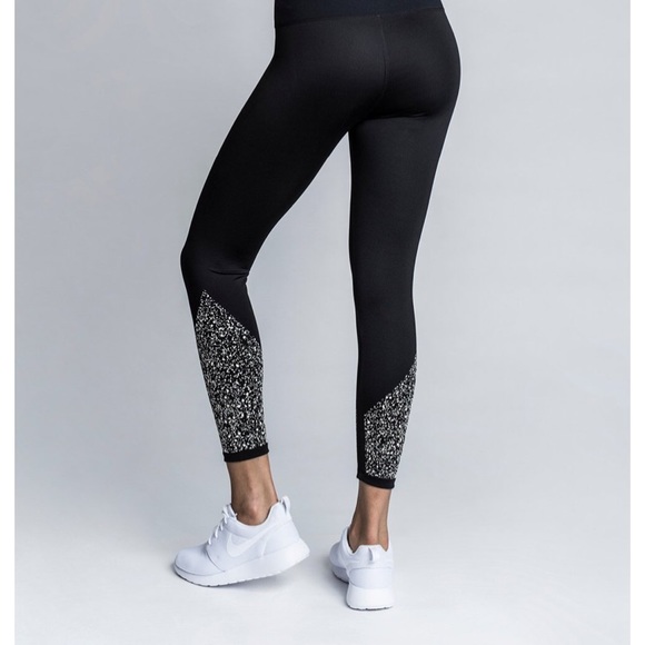 Heroine Sport Pants - Heroine Sport Density Legging Black Splatter Sz M